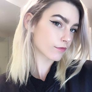 Meet your Posher, Katelyn